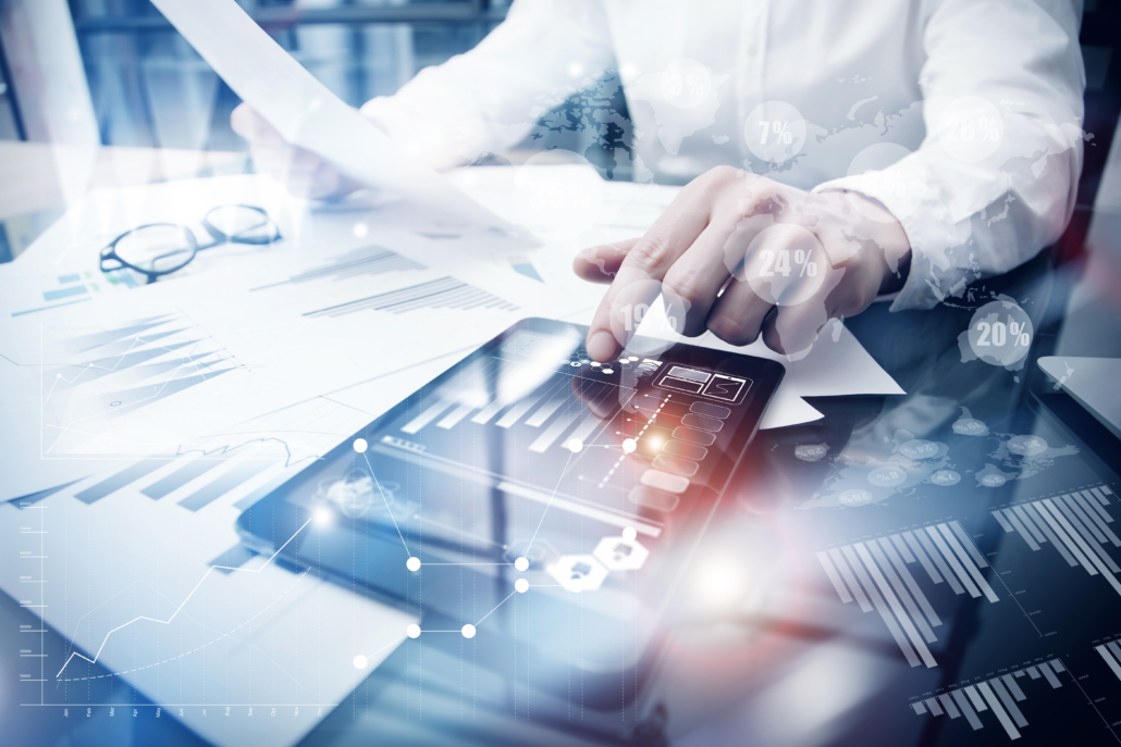 Risk,Management,Work,Process.picture,Trader,Working,Market,Report,Document,Touching